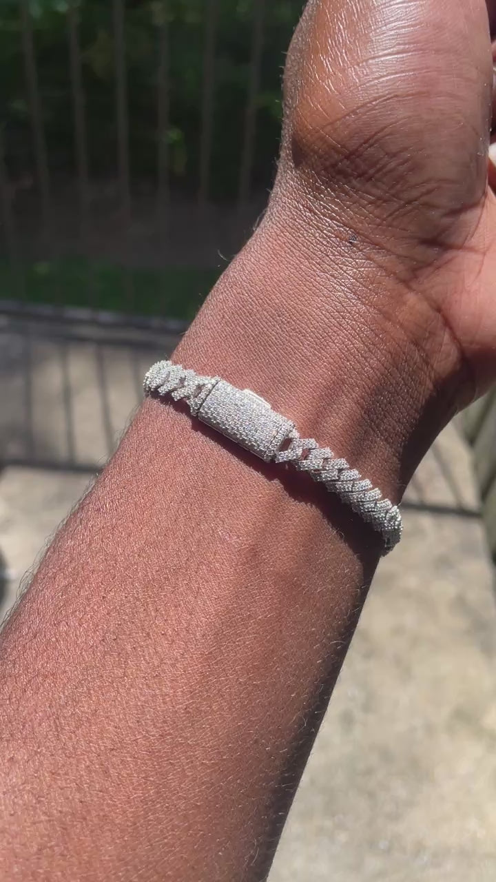XO Prestige Cuban™ 8mm | Solid 925 Silver | Moissanite Iced Cuban Link